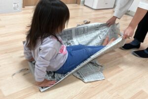 ぐちゃぐちゃ新聞遊びへようこそ！
